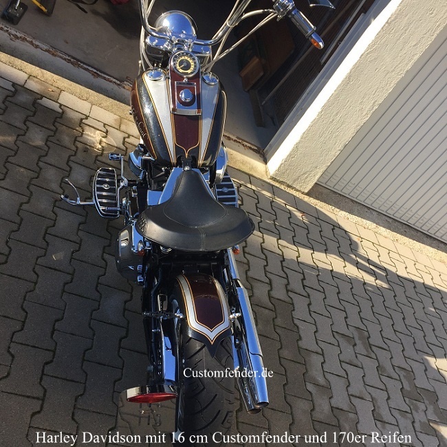 Harley Davidson mit 16 cm Customfender und 170er Reifen.